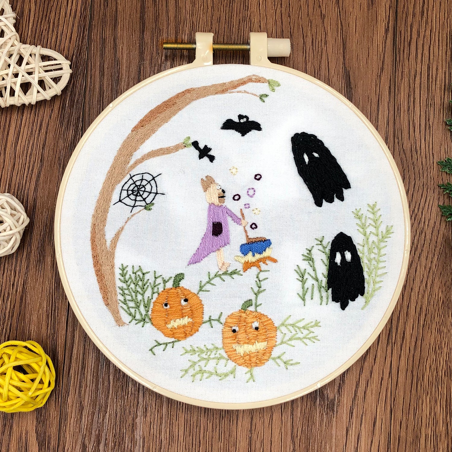 FunHandMade - Embroidery Kit